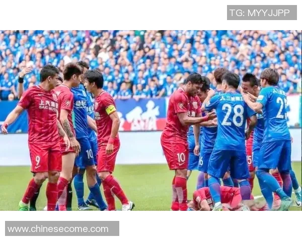 江苏苏宁与重庆首发阵容揭晓双方战术布局引发关注